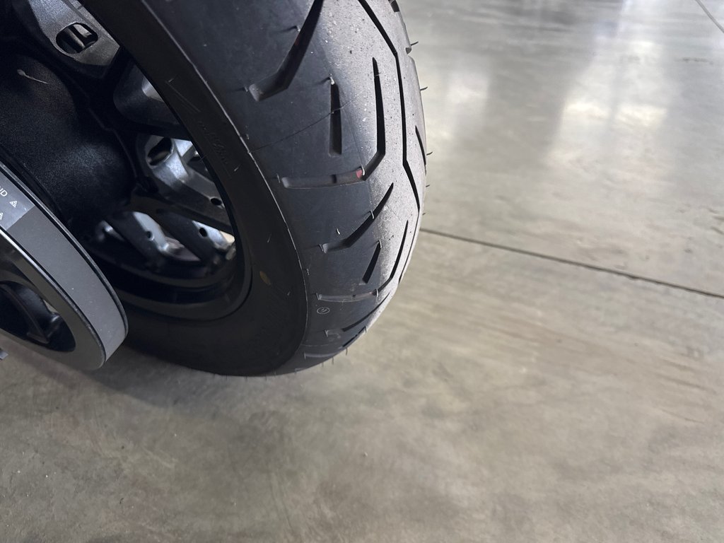 2025 Yamaha XVS 950 in Saint-Jean-Sur-Richelieu, Quebec - 11 - w1024h768px