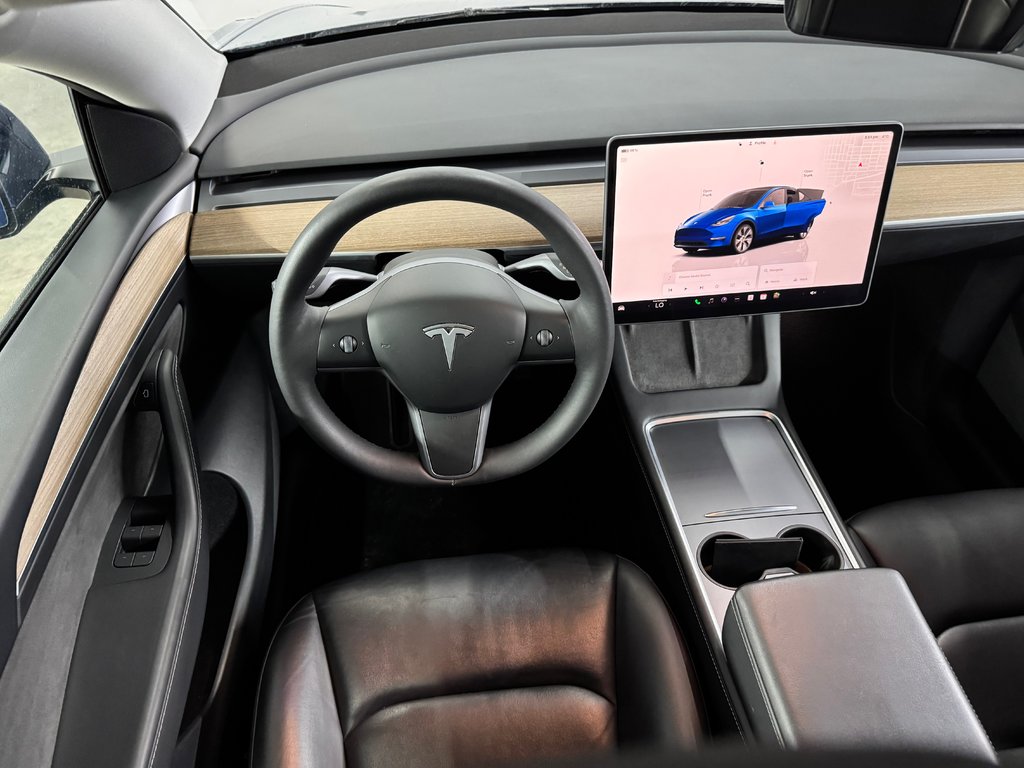 Tesla Model Y Long Range AWD GPS Mags Cuir Toit Panoramique 2023 à Shawinigan, Québec - 17 - w1024h768px