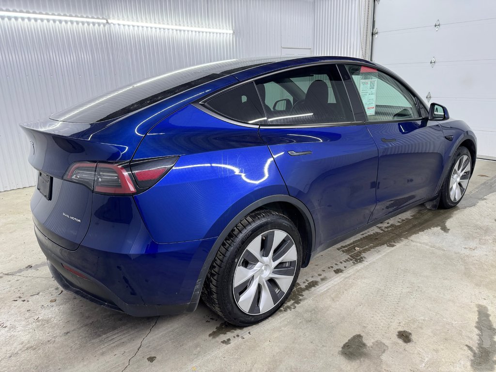 Tesla Model Y Long Range AWD GPS Mags Cuir Toit Panoramique 2023 à Shawinigan, Québec - 4 - w1024h768px