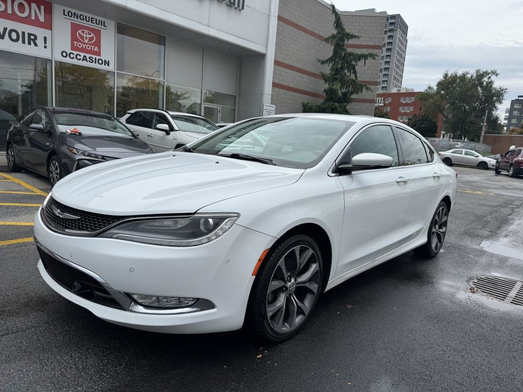 2015  200 C in Longueuil, Quebec - 1 - w1024h768px