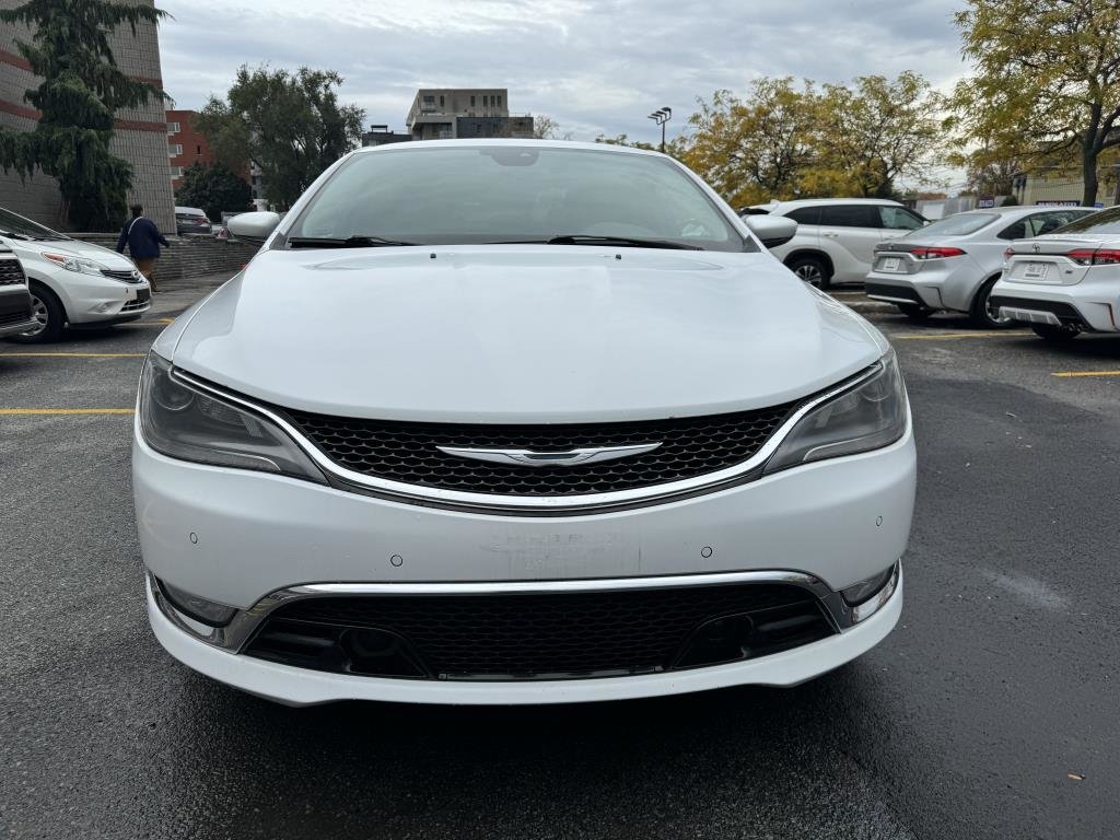 2015  200 C in Longueuil, Quebec - 4 - w1024h768px