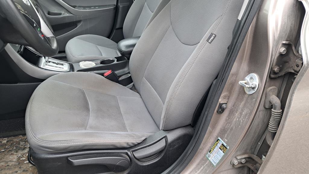 2013 Hyundai Elantra GL AUTO-5
