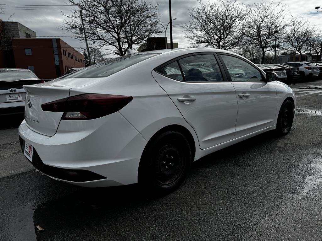 2020  Elantra Preferred w/Sun & Safety Package in Longueuil, Quebec - 4 - w1024h768px