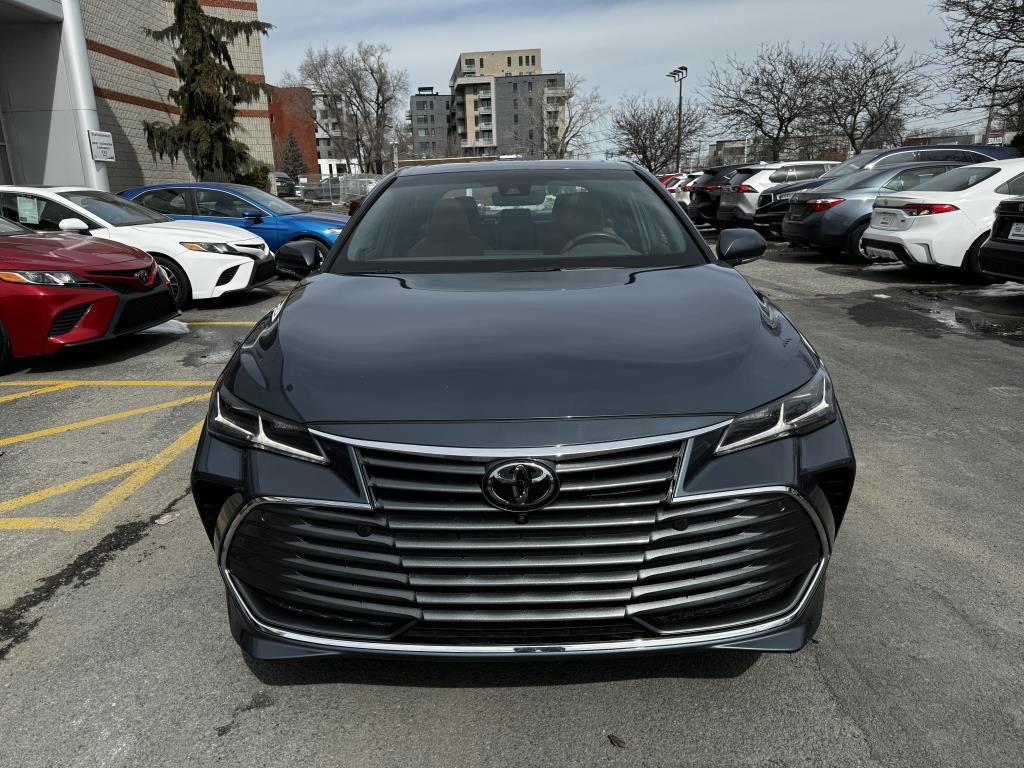 2021  Avalon Limited in Longueuil, Quebec - 3 - w1024h768px
