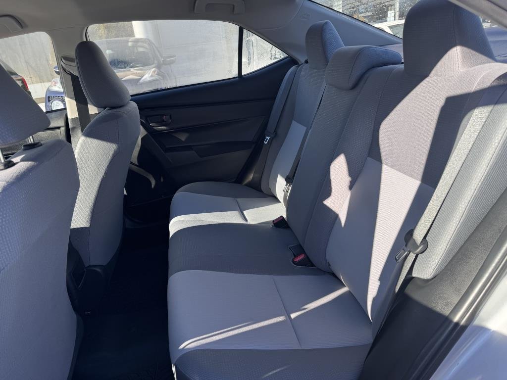 2019  Corolla CE in Longueuil, Quebec - 7 - w1024h768px