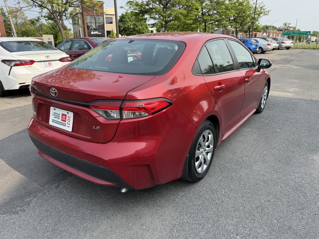 Toyota Corolla LE CVT 2021-5