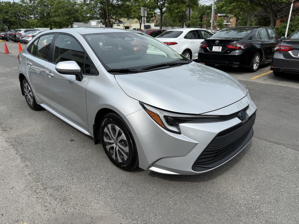 Toyota Corolla HYBRIDE LE AWD 2023-7