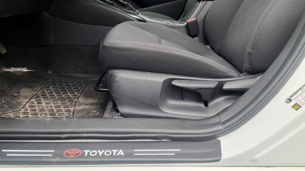 Toyota Corolla LE 2024-6