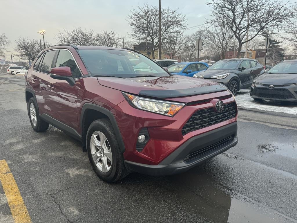 2019  RAV4 XLE in Longueuil, Quebec - 5 - w1024h768px