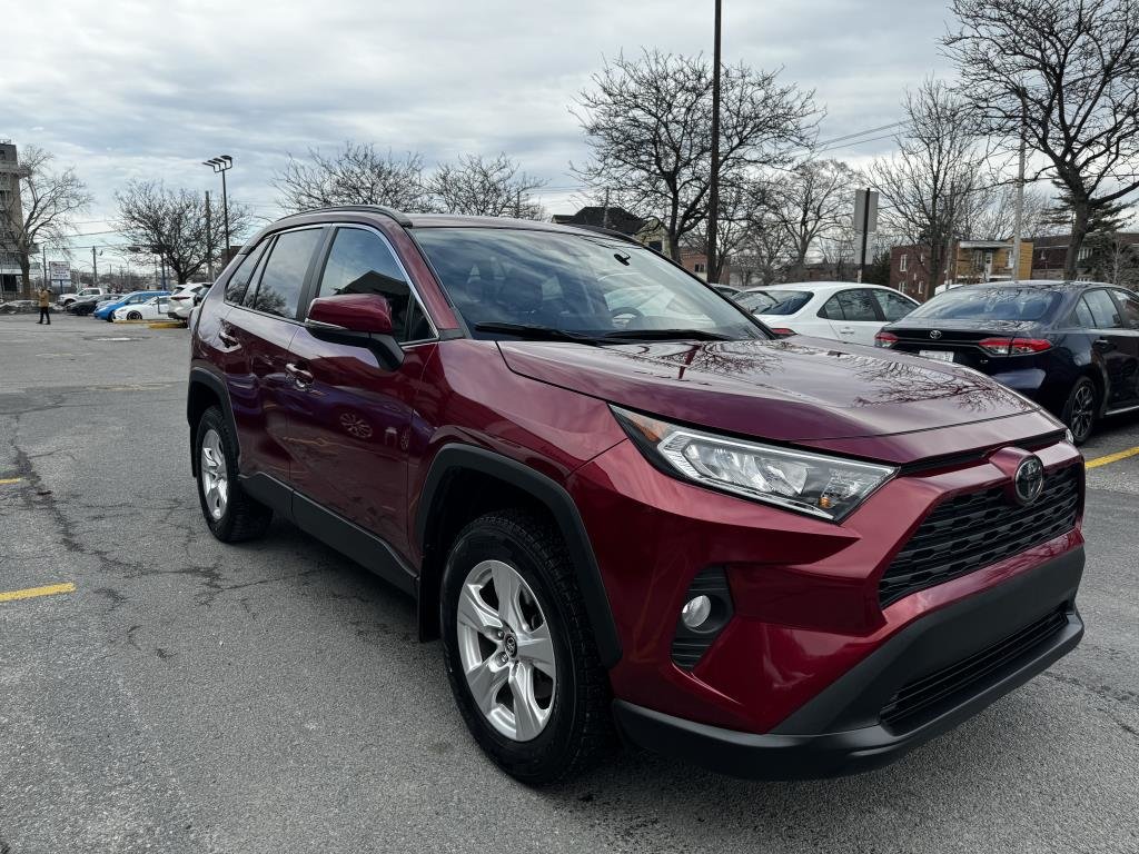 2019  RAV4 XLE in Longueuil, Quebec - 7 - w1024h768px