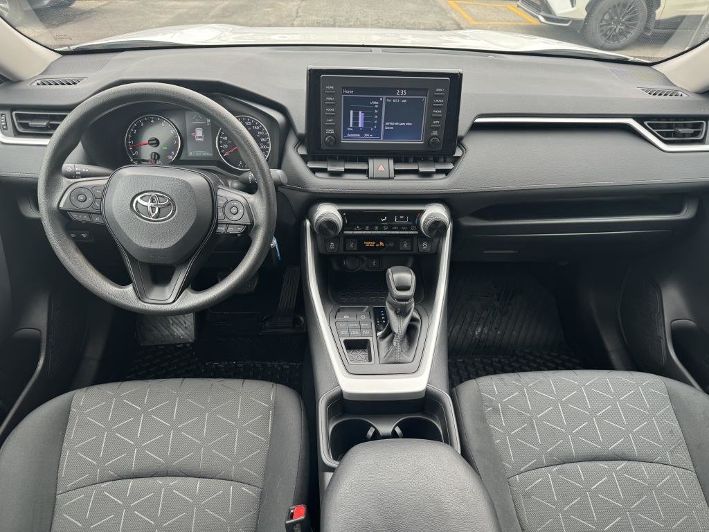 2021  RAV4 LE in Longueuil, Quebec - 8 - w1024h768px