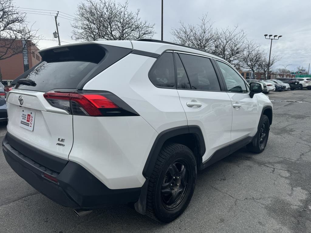 2021  RAV4 LE in Longueuil, Quebec - 4 - w1024h768px