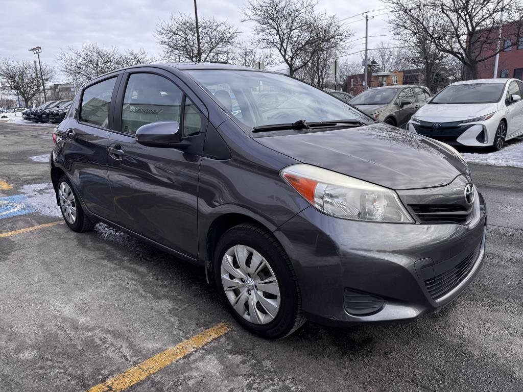 2012  Yaris LE in Longueuil, Quebec - 4 - w1024h768px