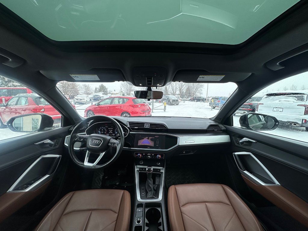 Audi Q3 Komfort QUATTRO CUIR TOIT PANORAMIQUE 2022 à St-Jean-Sur-Richelieu, Québec - 13 - w1024h768px