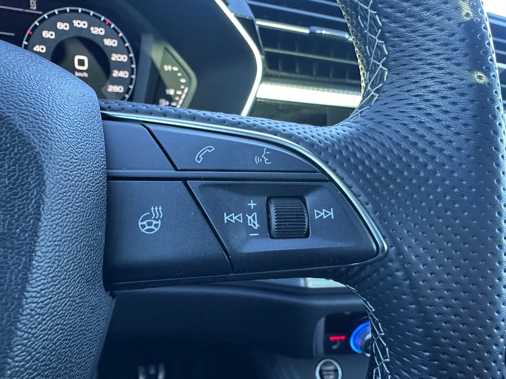2023 Audi Q3 Progressiv SLINE QUATTRO CUIR TOIT PANORAMIQUE in St-Jean-Sur-Richelieu, Quebec - 22 - w1024h768px