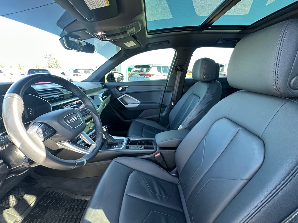 Audi Q3 Komfort SLINE CUIR TOIT PANORAMIQUE 2024 à St-Jean-Sur-Richelieu, Québec - 14 - w1024h768px