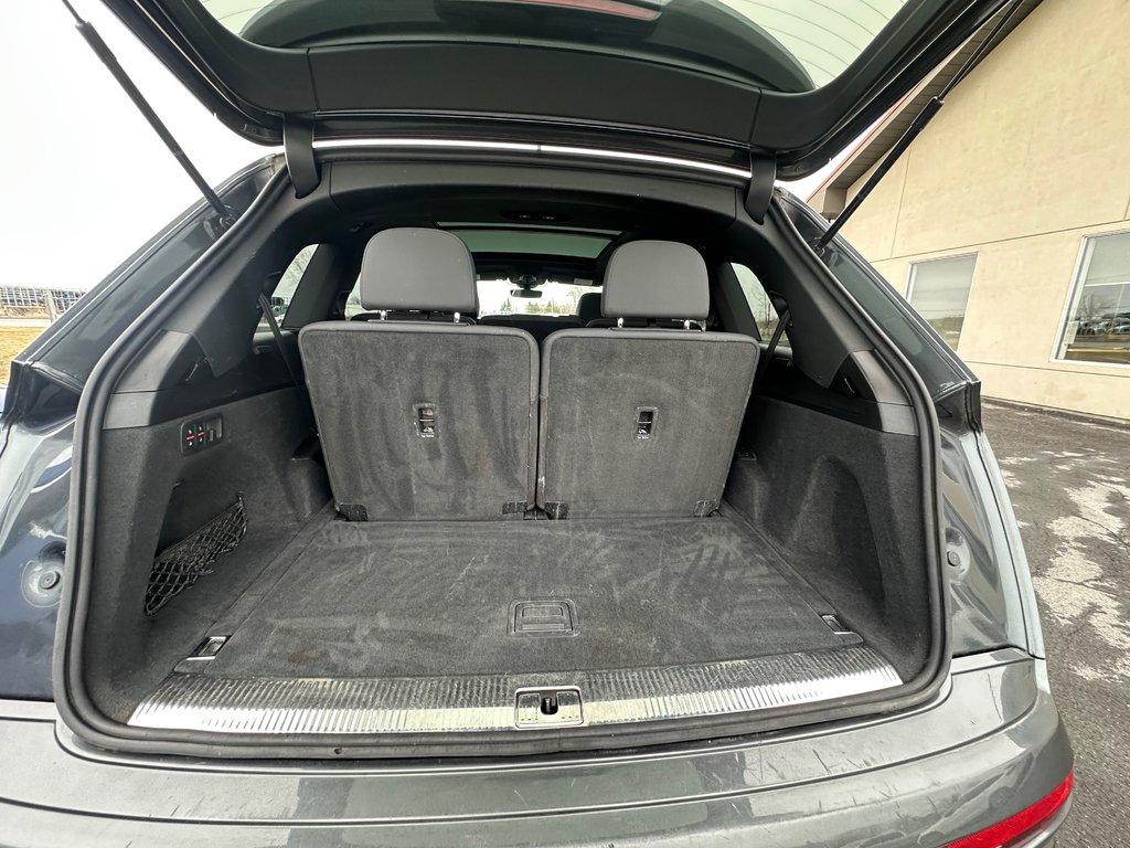 Audi Q7 Progressiv QUATTRO SLINE BLACK PACK 2021 à St-Jean-Sur-Richelieu, Québec - 28 - w1024h768px