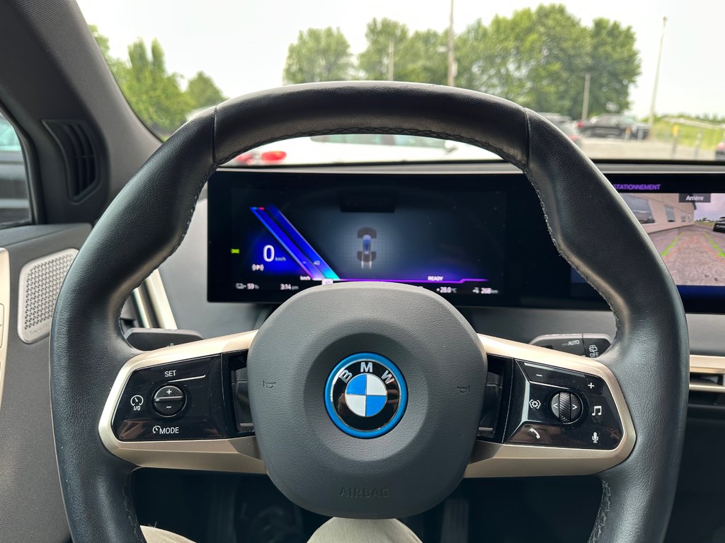 BMW IX M60 PREMIUM AWD SIEGES MASSANTS CRUISE ADAPT 2023 à St-Jean-Sur-Richelieu, Québec - 22 - w1024h768px