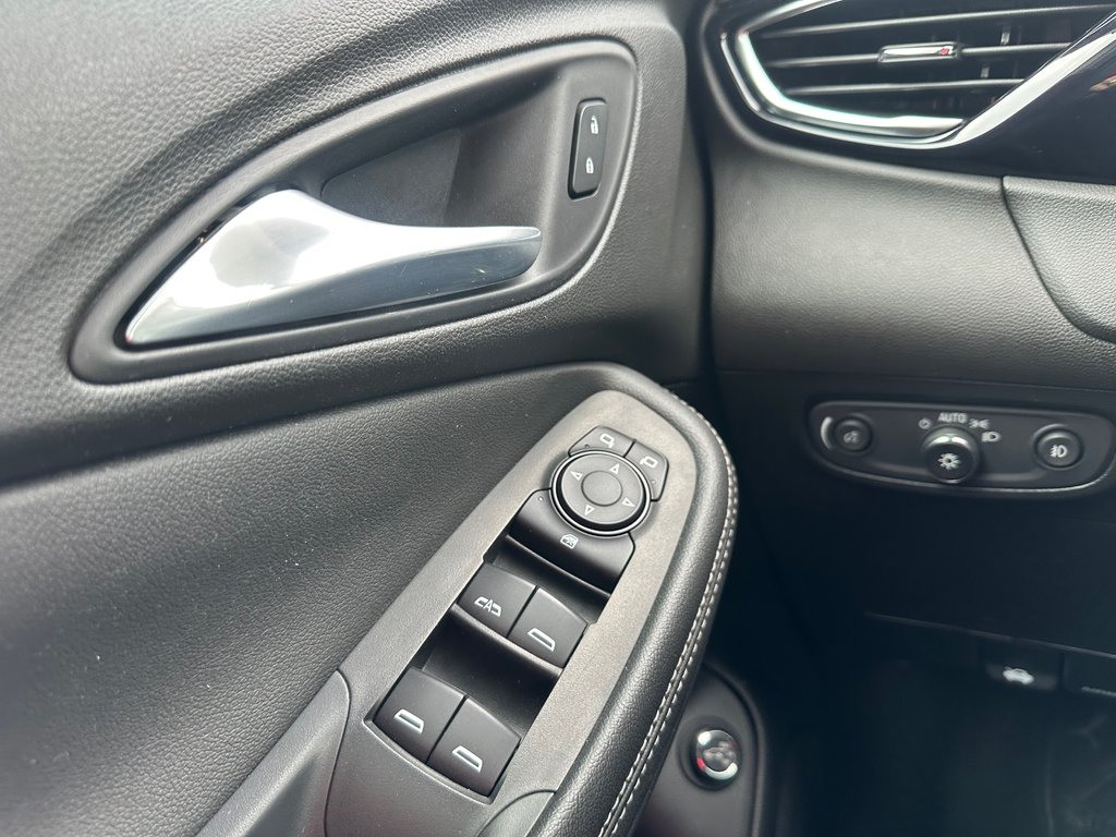 Buick Encore GX ST AWD SEULEMENT 072152 KM 2020 à St-Jean-Sur-Richelieu, Québec - 18 - w1024h768px