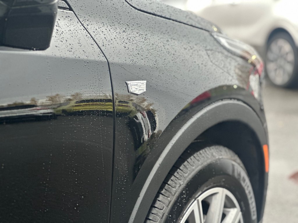 2023 Cadillac XT4 AWD 350 T Sport CUIR TOIT PANORAMIQUE in St-Jean-Sur-Richelieu, Quebec - 16 - w1024h768px
