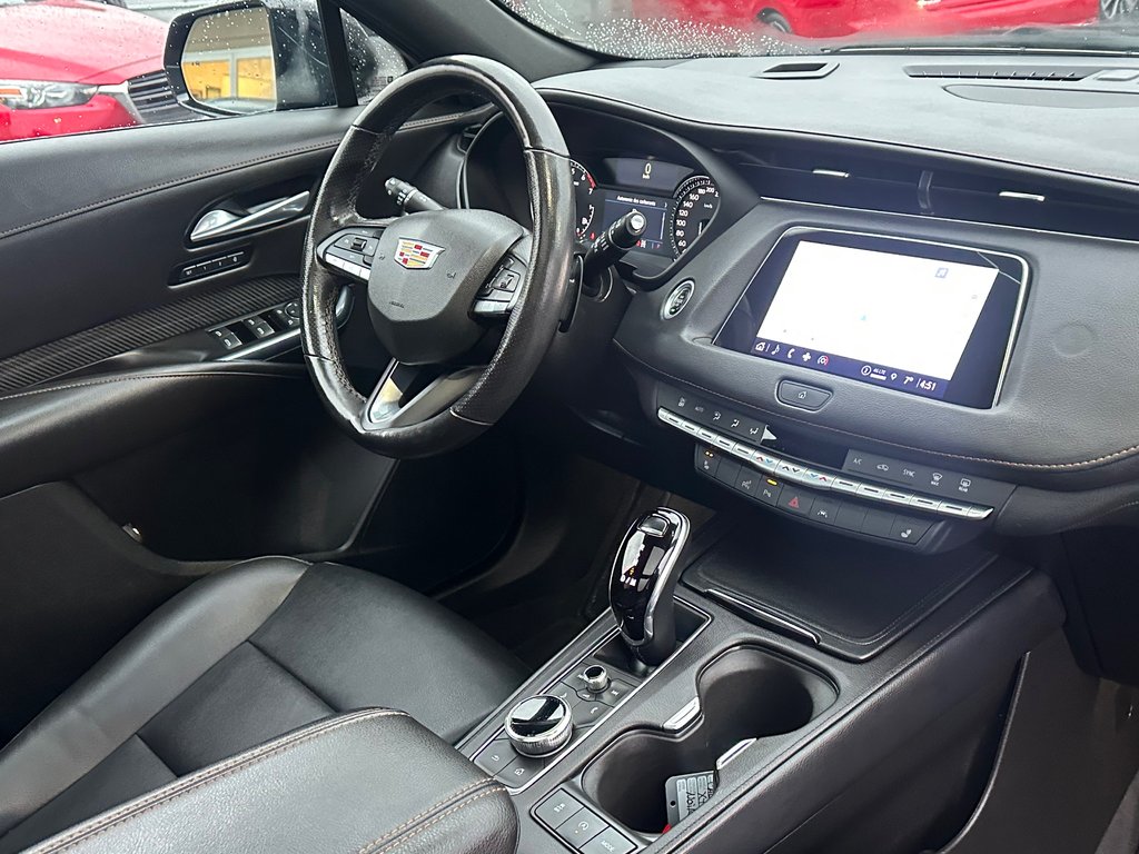 2023 Cadillac XT4 AWD 350 T Sport CUIR TOIT PANORAMIQUE in St-Jean-Sur-Richelieu, Quebec - 3 - w1024h768px