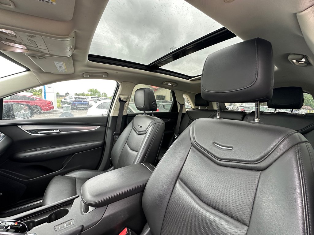 Cadillac XT5 Luxury AWD CUIR TOIT PANORAMIQUE AWD 2019 à St-Jean-Sur-Richelieu, Québec - 7 - w1024h768px