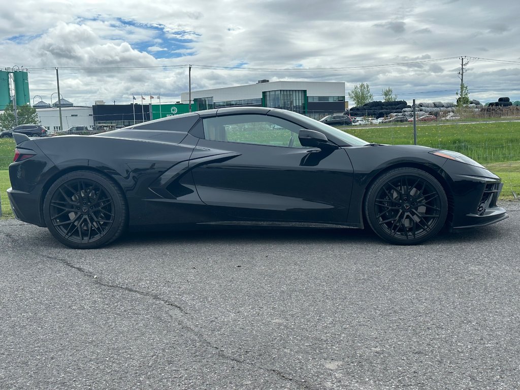 2024 Chevrolet Corvette 2LT STINGRAY PERFORMANCE Z51 DÉCAPOTABLE in St-Jean-Sur-Richelieu, Quebec - 5 - w1024h768px