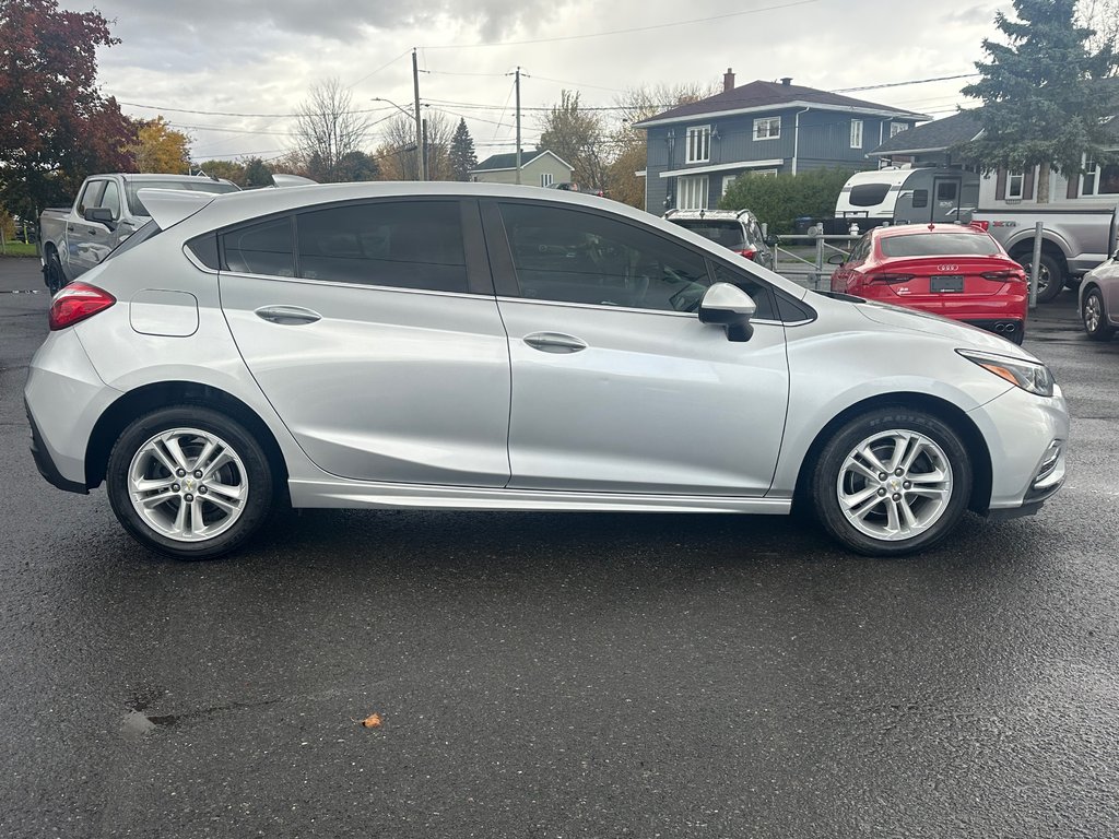 2018 Chevrolet Cruze LT RS MAGS SIEGES CHAUFFANTS in St-Jean-Sur-Richelieu, Quebec - 10 - w1024h768px