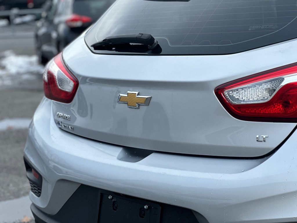 2018 Chevrolet Cruze LT RS MAGS SIEGES CHAUFFANTS in St-Jean-Sur-Richelieu, Quebec - 10 - w1024h768px