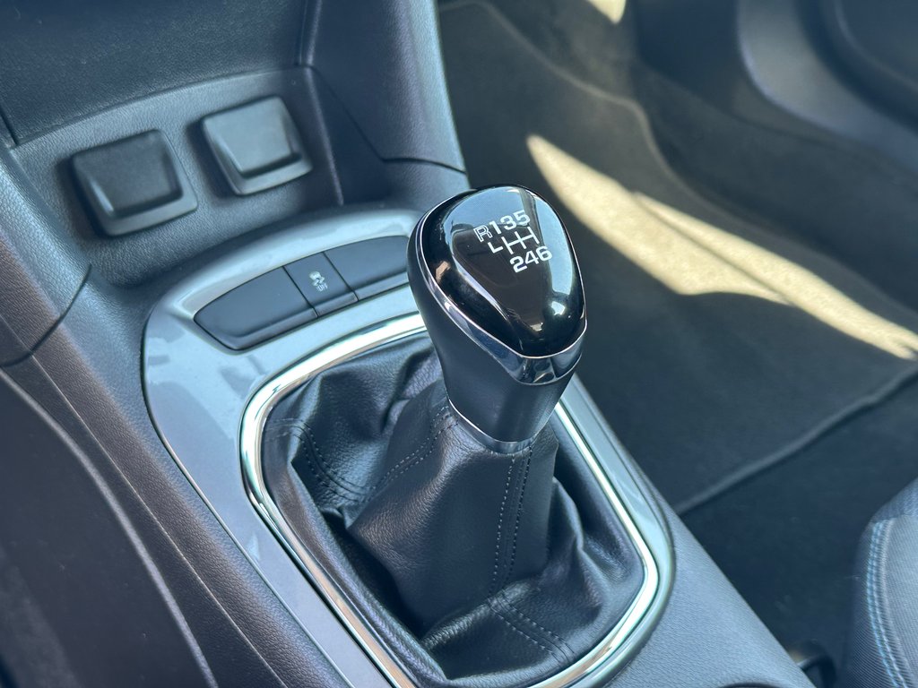 2018 Chevrolet Cruze LT SEULEMENT 028910 KM in St-Jean-Sur-Richelieu, Quebec - 18 - w1024h768px