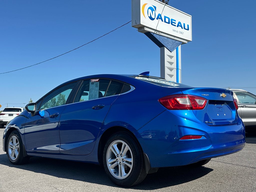 2018 Chevrolet Cruze LT SEULEMENT 028910 KM in St-Jean-Sur-Richelieu, Quebec - 6 - w1024h768px