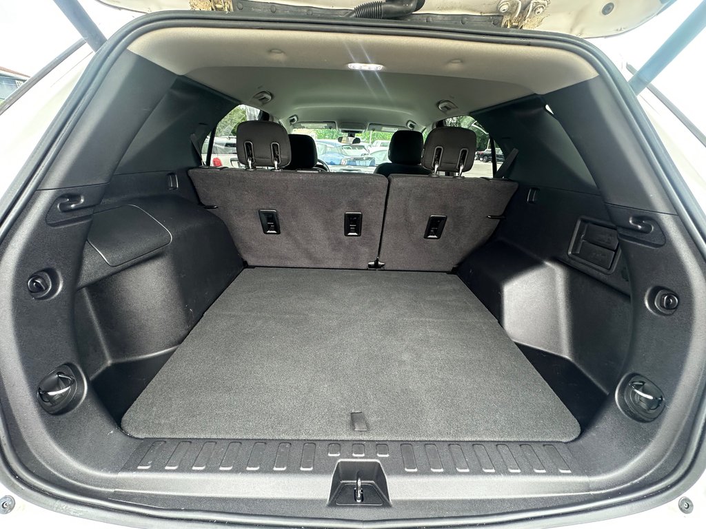 2018 Chevrolet Equinox LT SEULEMENT 050264 KM in St-Jean-Sur-Richelieu, Quebec - 16 - w1024h768px