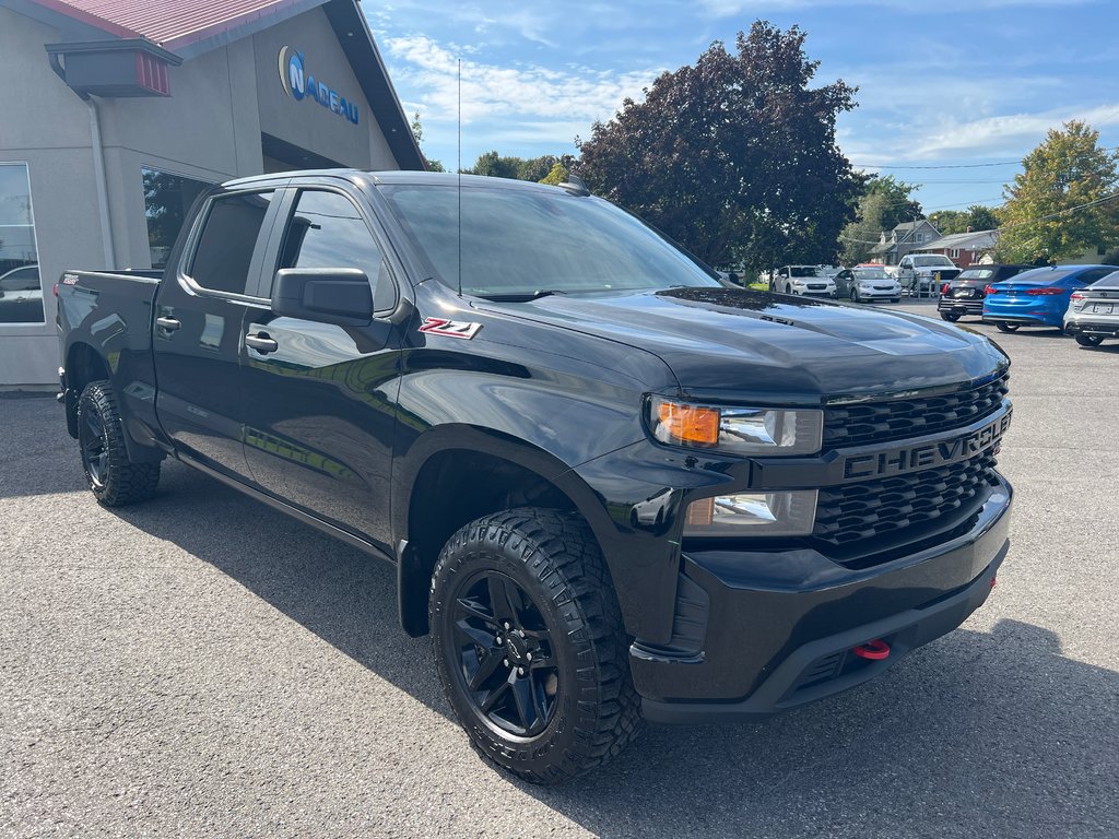 Silverado 1500 LTD Custom Trail Boss Z71 4X4 CREW 6.2L 2022 à St-Jean-Sur-Richelieu, Québec - 1 - w1024h768px