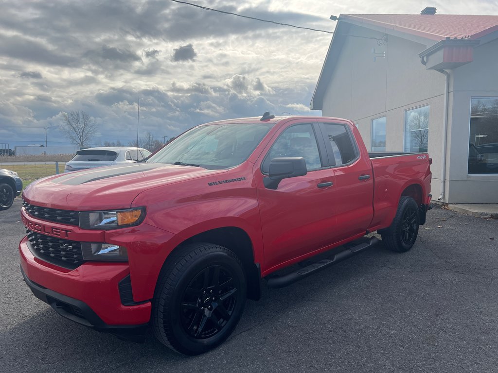 Silverado 1500 LTD Custom 4x4 6 Passagers DEMARREUR 2022 à St-Jean-Sur-Richelieu, Québec - 4 - w1024h768px