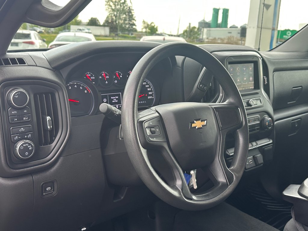 Chevrolet Silverado 1500 4 X4 DÉMARREUR A DISTANCE APPLE CARPLAY/ANDROID 2022 à St-Jean-Sur-Richelieu, Québec - 16 - w1024h768px
