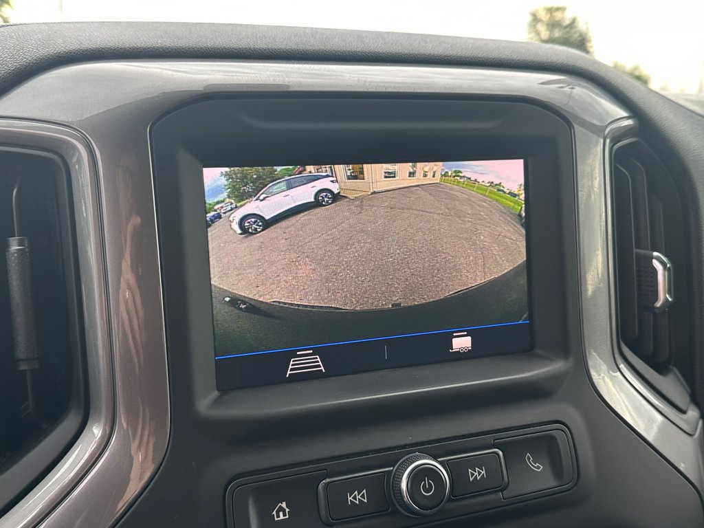 Chevrolet Silverado 1500 4 X4 DÉMARREUR A DISTANCE APPLE CARPLAY/ANDROID 2022 à St-Jean-Sur-Richelieu, Québec - 24 - w1024h768px