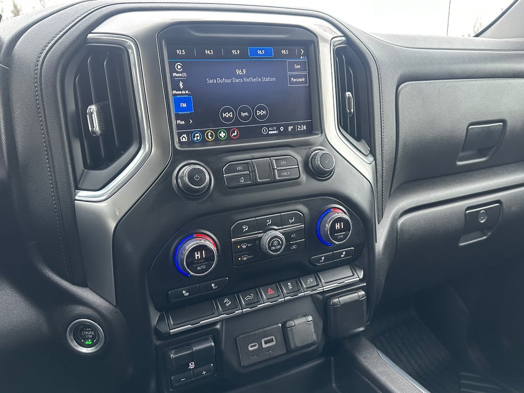 Chevrolet Silverado 1500 LTD LT Trail Boss Z71 4X4 CREW V8 5.3L 2022 à St-Jean-Sur-Richelieu, Québec - 25 - w1024h768px