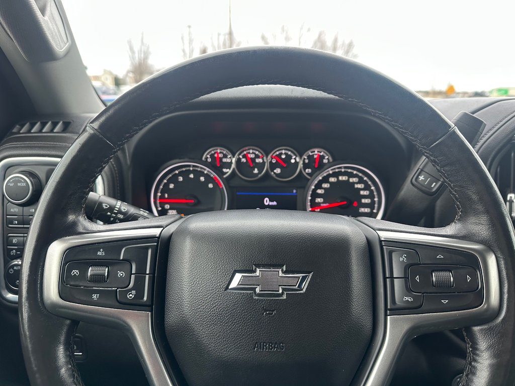 Chevrolet Silverado 1500 LTD LT Trail Boss Z71 4X4 CREW V8 5.3L 2022 à St-Jean-Sur-Richelieu, Québec - 20 - w1024h768px