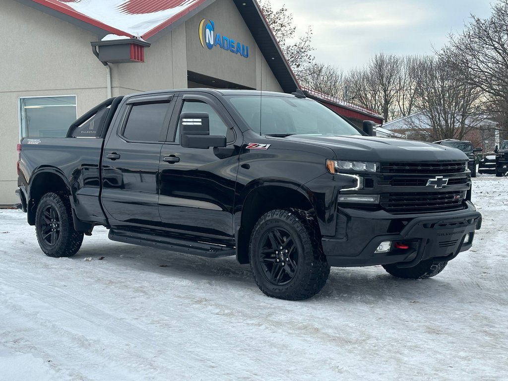Chevrolet Silverado 1500 LTD LT Trail Boss Z71 4X4 CREW V8 5.3L 2022 à St-Jean-Sur-Richelieu, Québec - 1 - w1024h768px