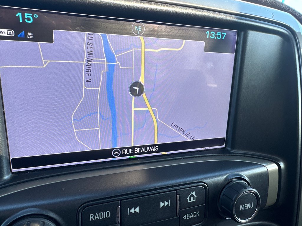 2018 Chevrolet Silverado 1500 High Country CUIR TOIT OUVRANT NAVIGATION in St-Jean-Sur-Richelieu, Quebec - 17 - w1024h768px