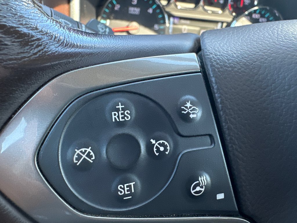 2018 Chevrolet Silverado 1500 High Country CUIR TOIT OUVRANT NAVIGATION in St-Jean-Sur-Richelieu, Quebec - 21 - w1024h768px