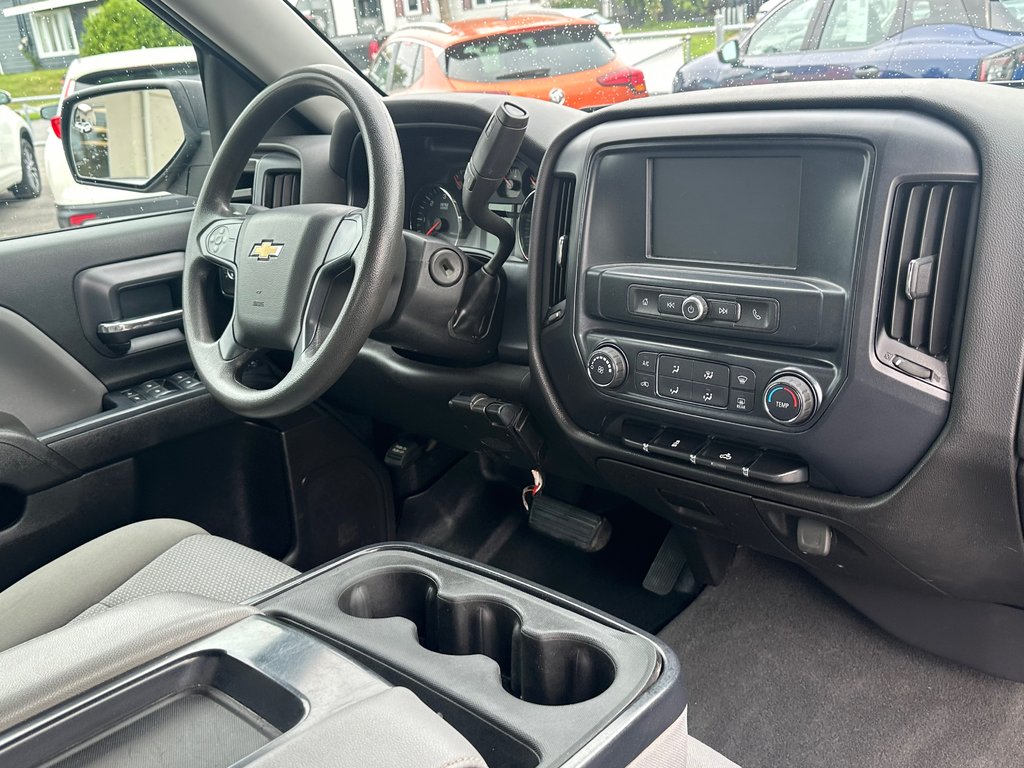 2019 Chevrolet Silverado 1500 Custom 4X4 in St-Jean-Sur-Richelieu, Quebec - 3 - w1024h768px