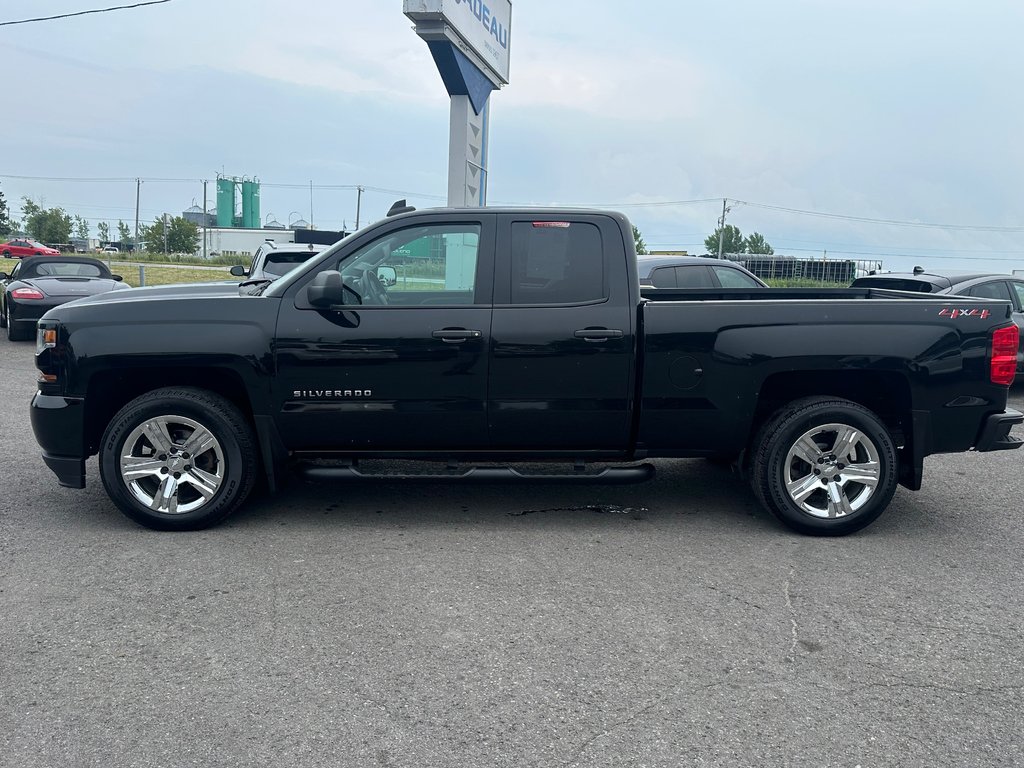 2019 Chevrolet Silverado 1500 Custom 4X4 in St-Jean-Sur-Richelieu, Quebec - 6 - w1024h768px