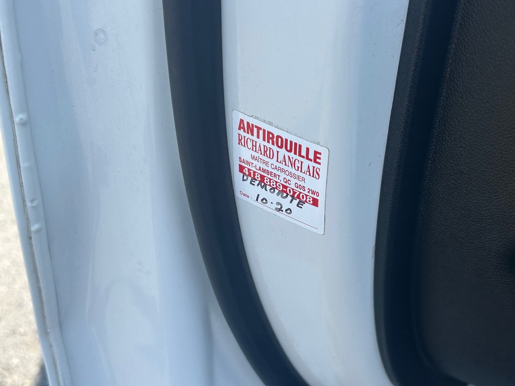 2020 Chevrolet Silverado 1500 RST Z71 4X4 V8 5.3 APPLE CARPLAY ANDROID AUTO in St-Jean-Sur-Richelieu, Quebec - 19 - w1024h768px
