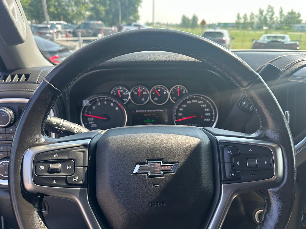 2020 Chevrolet Silverado 1500 RST Z71 4X4 V8 5.3 APPLE CARPLAY ANDROID AUTO in St-Jean-Sur-Richelieu, Quebec - 23 - w1024h768px