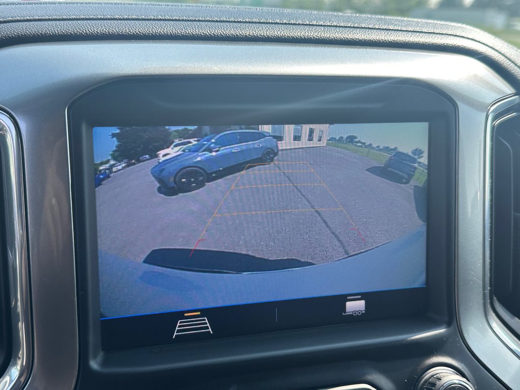 2020 Chevrolet Silverado 1500 RST Z71 4X4 V8 5.3 APPLE CARPLAY ANDROID AUTO in St-Jean-Sur-Richelieu, Quebec - 24 - w1024h768px