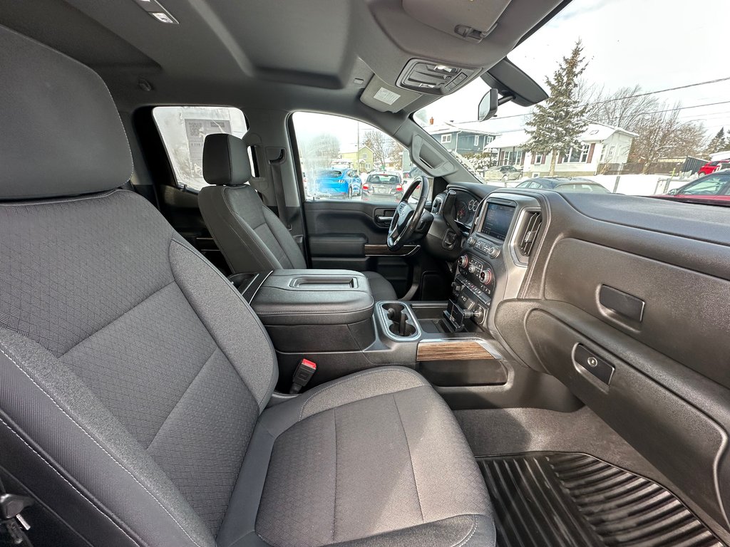 Chevrolet Silverado 1500 RST 4X4 2020 à St-Jean-Sur-Richelieu, Québec - 13 - w1024h768px