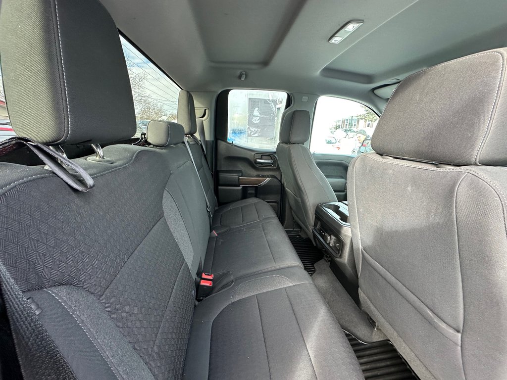 Chevrolet Silverado 1500 RST 4X4 2020 à St-Jean-Sur-Richelieu, Québec - 14 - w1024h768px