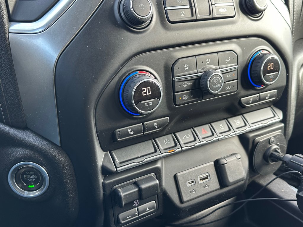 Chevrolet Silverado 1500 RST 4X4 2020 à St-Jean-Sur-Richelieu, Québec - 18 - w1024h768px