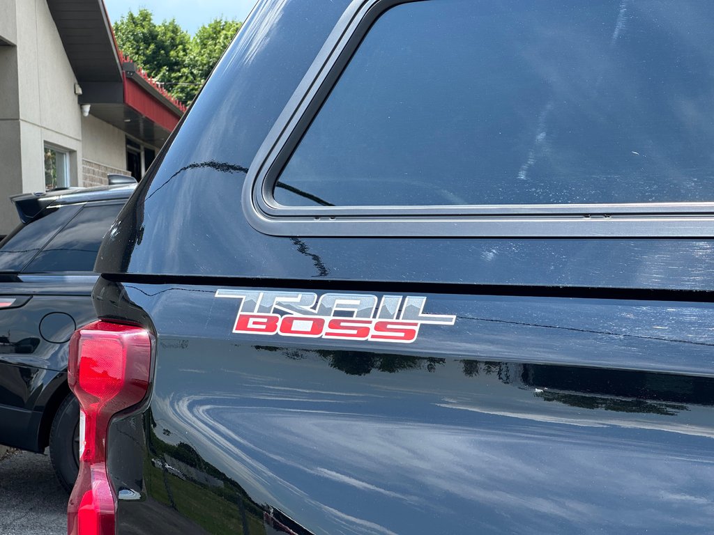 2021 Chevrolet Silverado 1500 LT Trail Boss Z71 SIEGES ET VOLANT CHAUFFANTS in St-Jean-Sur-Richelieu, Quebec - 10 - w1024h768px